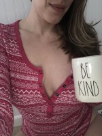 Coffee, tea, or me? MILF/40 | Scrolller