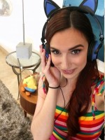 Gamer girl naked screen selfies